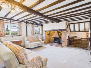 Sitting Room - click for photo gallery
